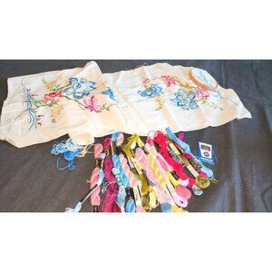 Vintage Floral Embroidery Linen Kit With Threads & Needles